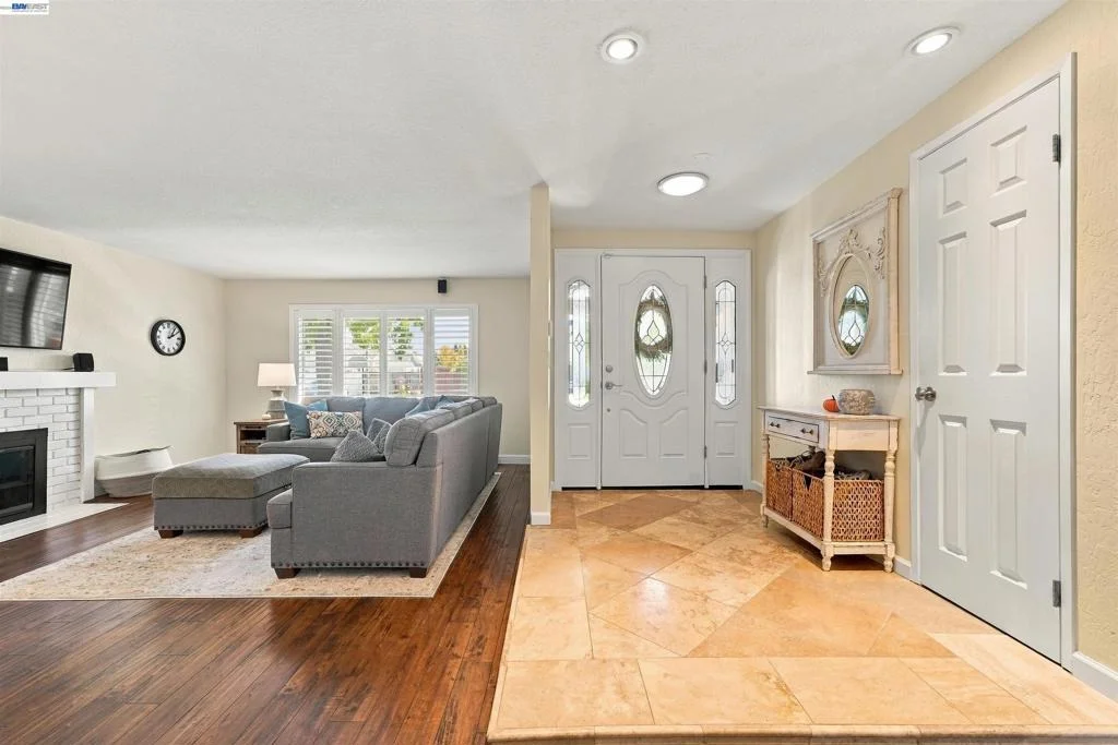 Photo of 3079 Bernard Ave