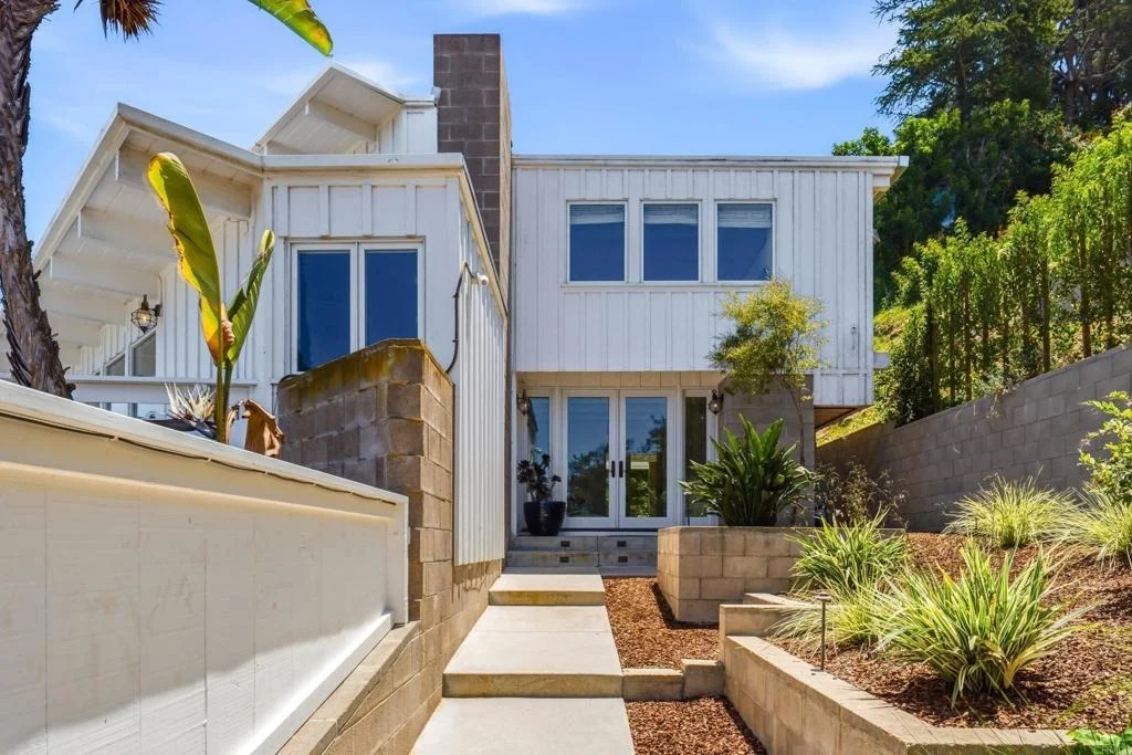 Photo of 1641 Crespo Drive