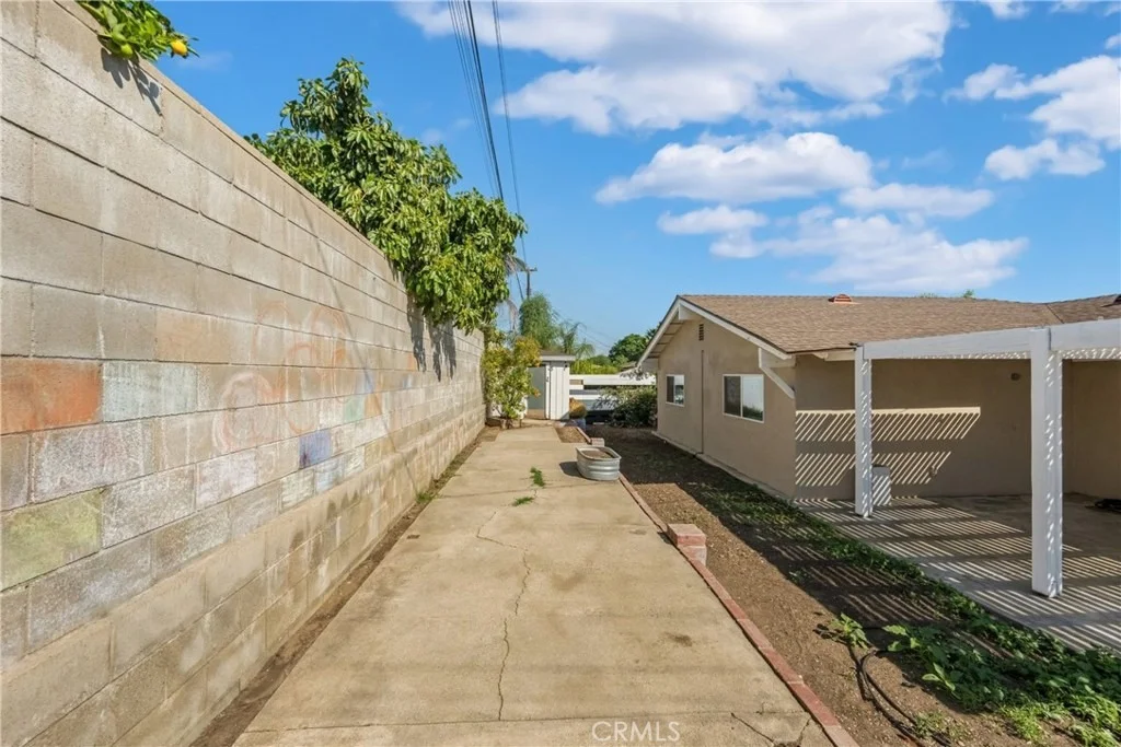 Photo of 5616 Deodar Street