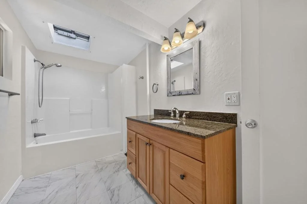 Photo of 121 Mahogany Way