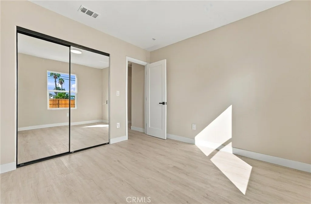 Photo of 2246 Locust Avenue