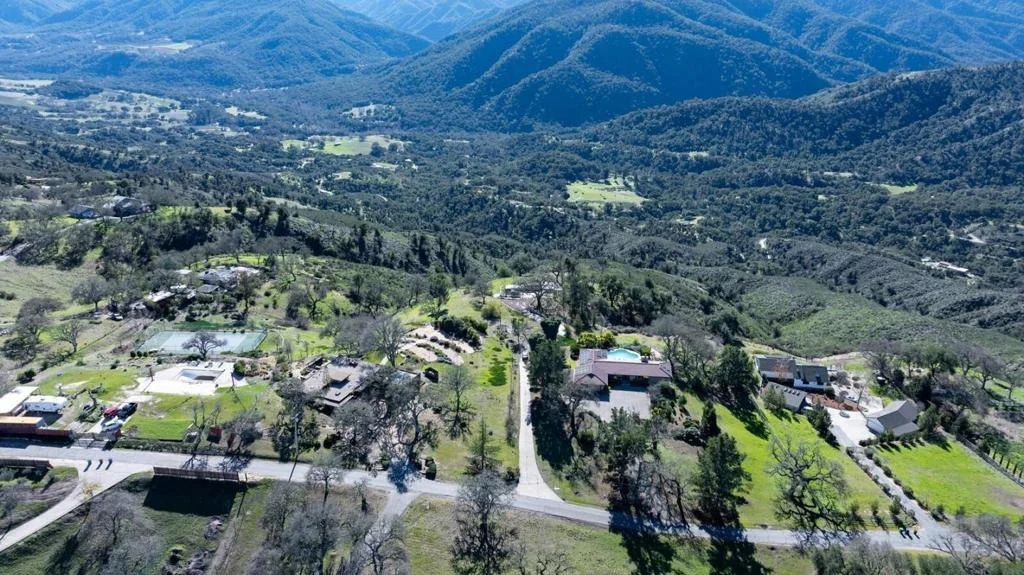 Photo of 34994 Sky Ranch Road