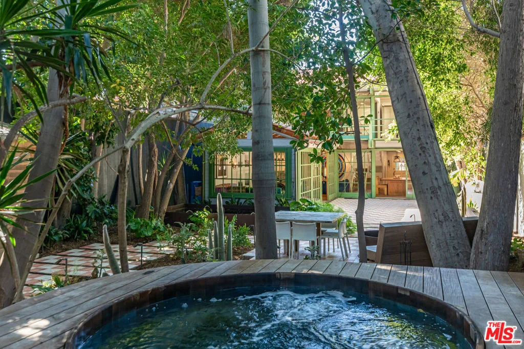 Photo of 23441 Malibu Colony Road