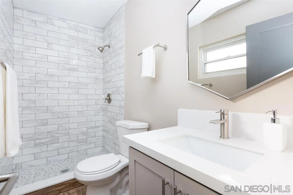 Photo of 9745 Saint George