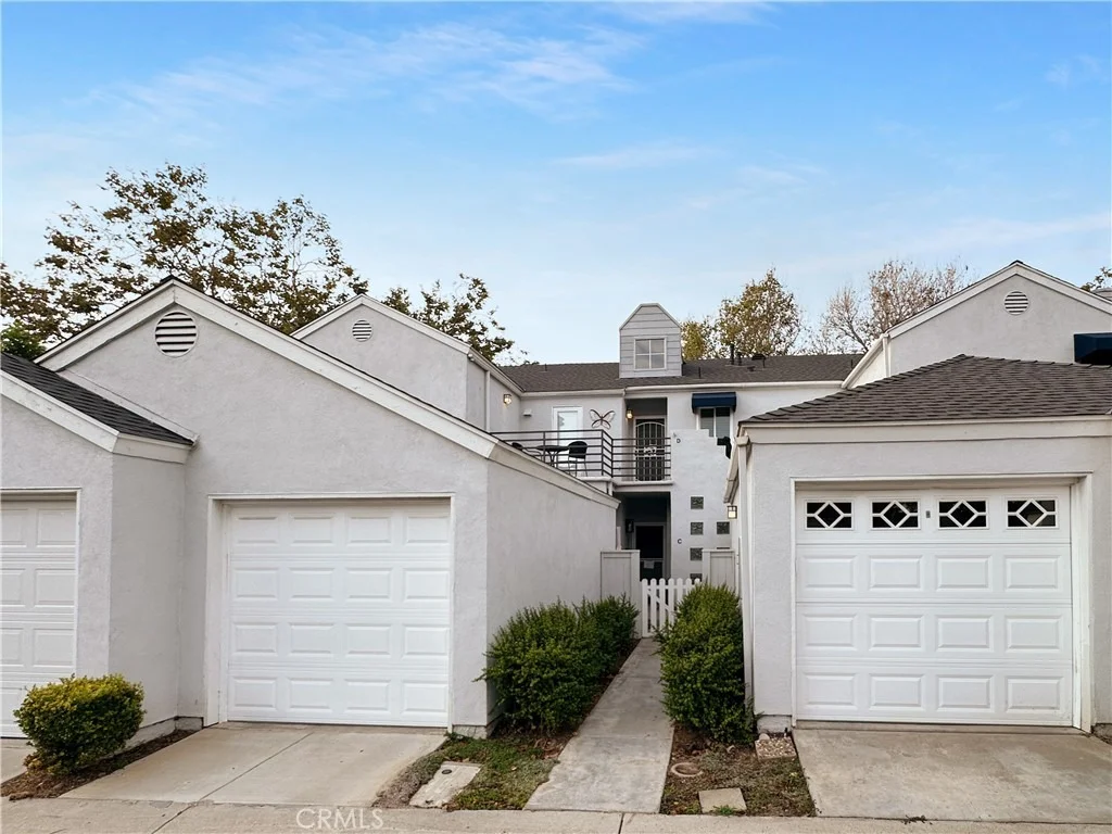 Photo of Unit D at 24471 Lantern Hill