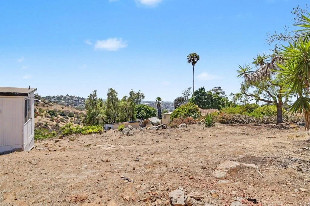Photo of 2610 Helix St.