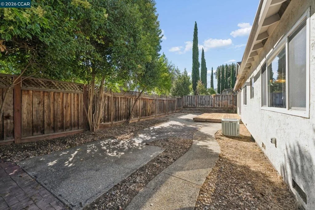 Photo of 4475 Barberry