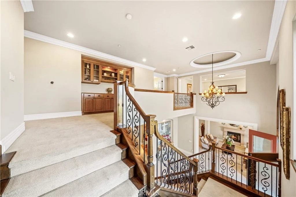 Photo of 325 N Terrace View