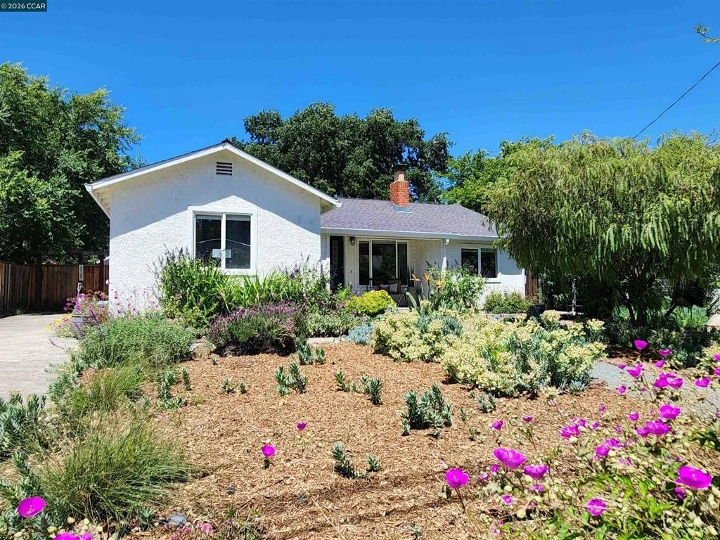 Photo of 3165 MANOR AVENUE