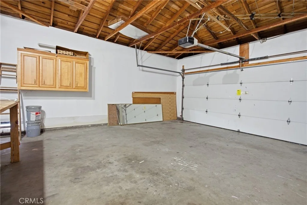 Photo of 3318 Celeste