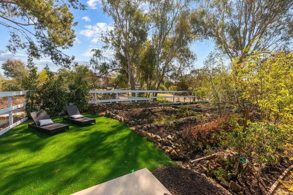 Photo of 765 Val Sereno Drive
