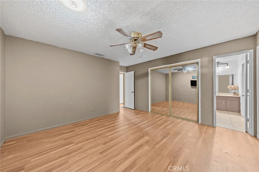 Photo of 25459 Bellview