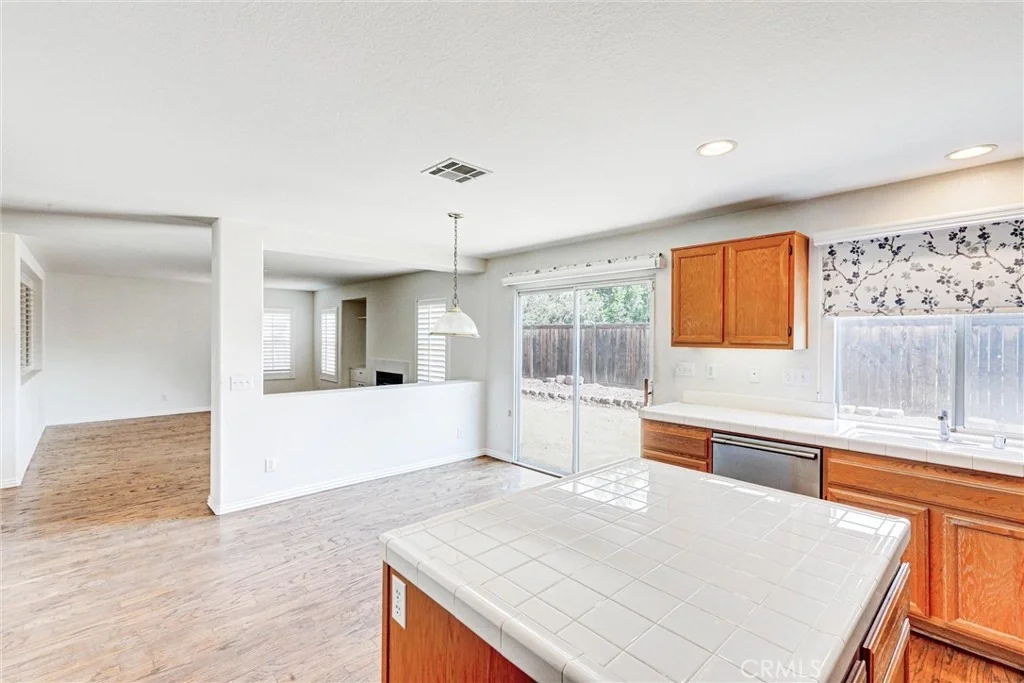 Photo of 833 Pheasant Street