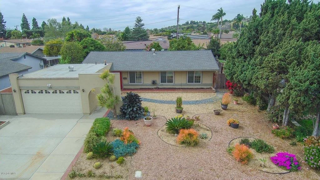 Photo of 813 N Calle Circulo