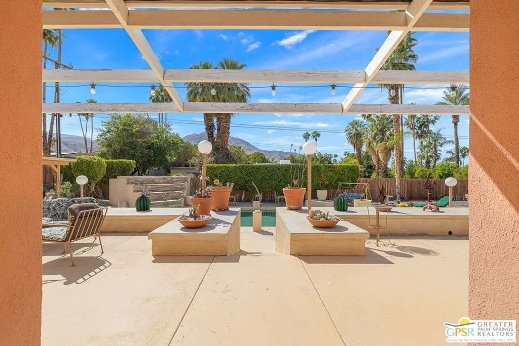 Photo of 73070 Shadow Mountain Drive
