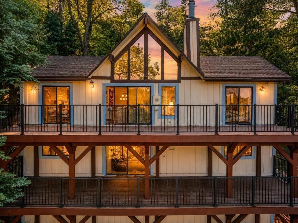 Photo of 214 S Fairway Drive