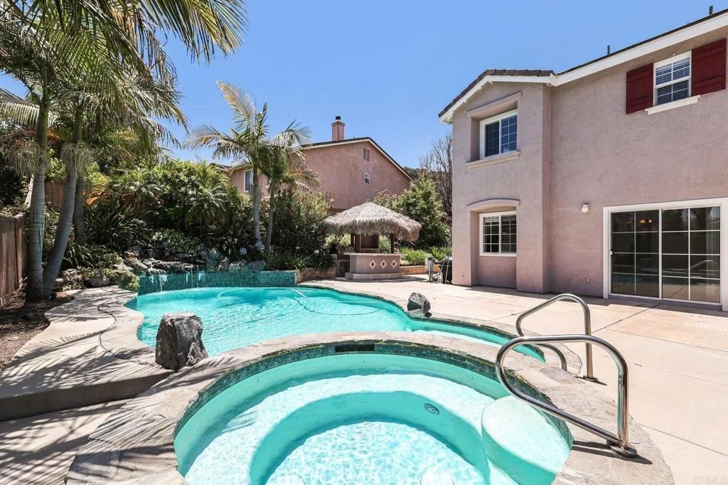 Photo of 915 Applewilde Drive