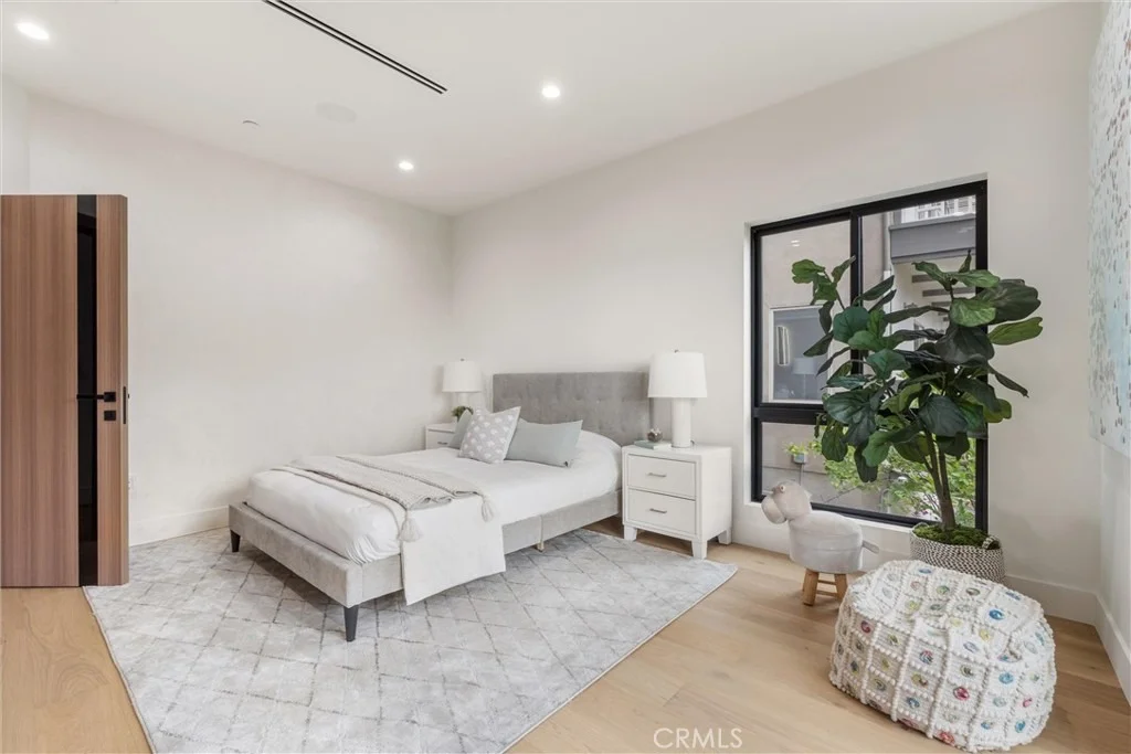 Photo of 6438 Georgius