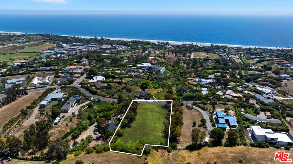 Photo of 30053 Harvester Road