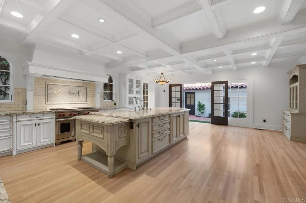 Photo of 1015 Alameda Boulevard