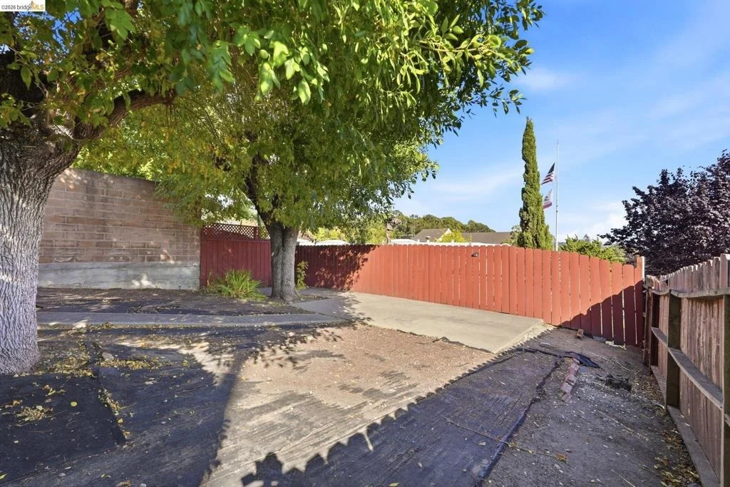 Photo of 3000 Morcom Ave