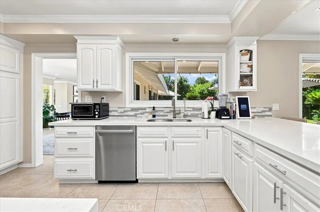Photo of 931 Rancho Cir