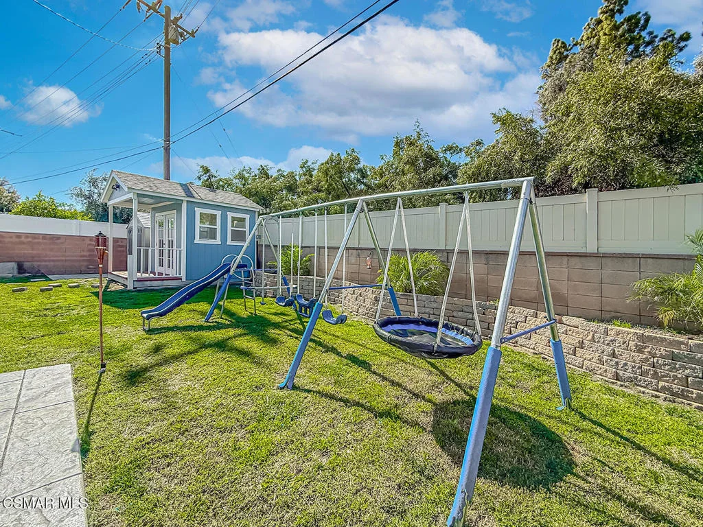 Photo of 2017 Lysander Avenue