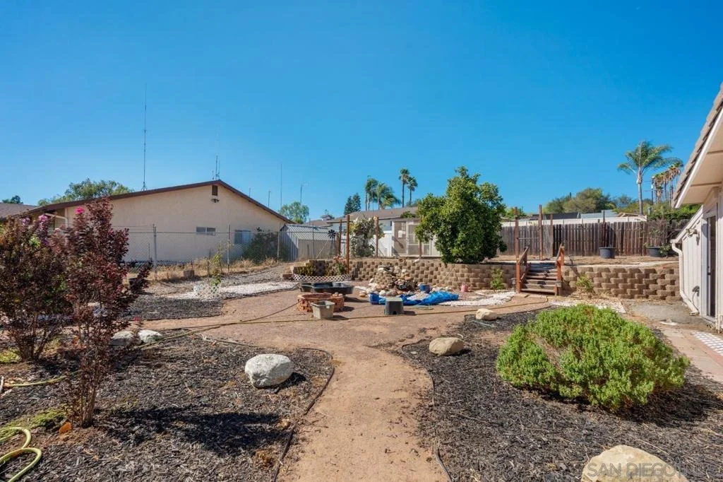 Photo of 1242 Hillcrest Lane