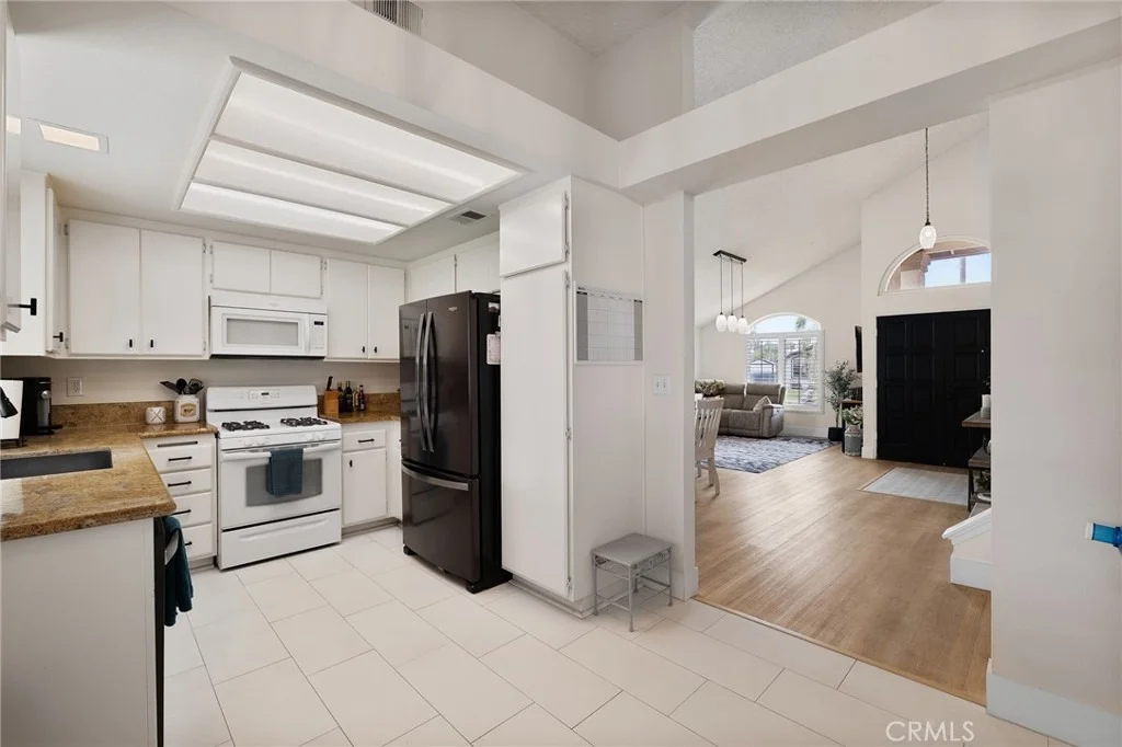 Photo of 7077 Campbell