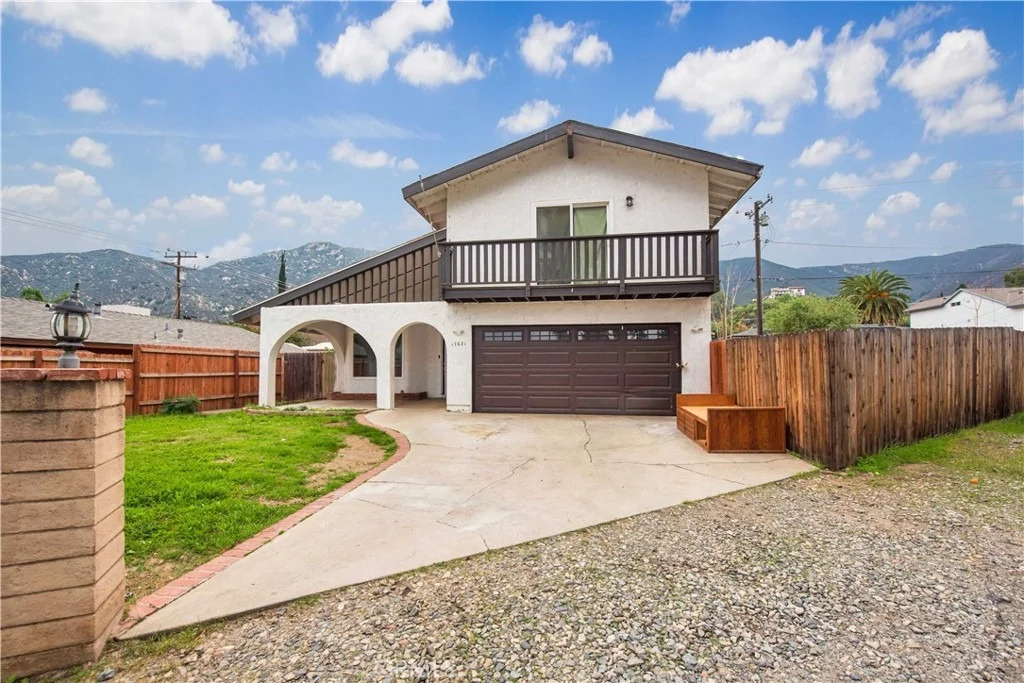 Photo of 17631 Cottrell