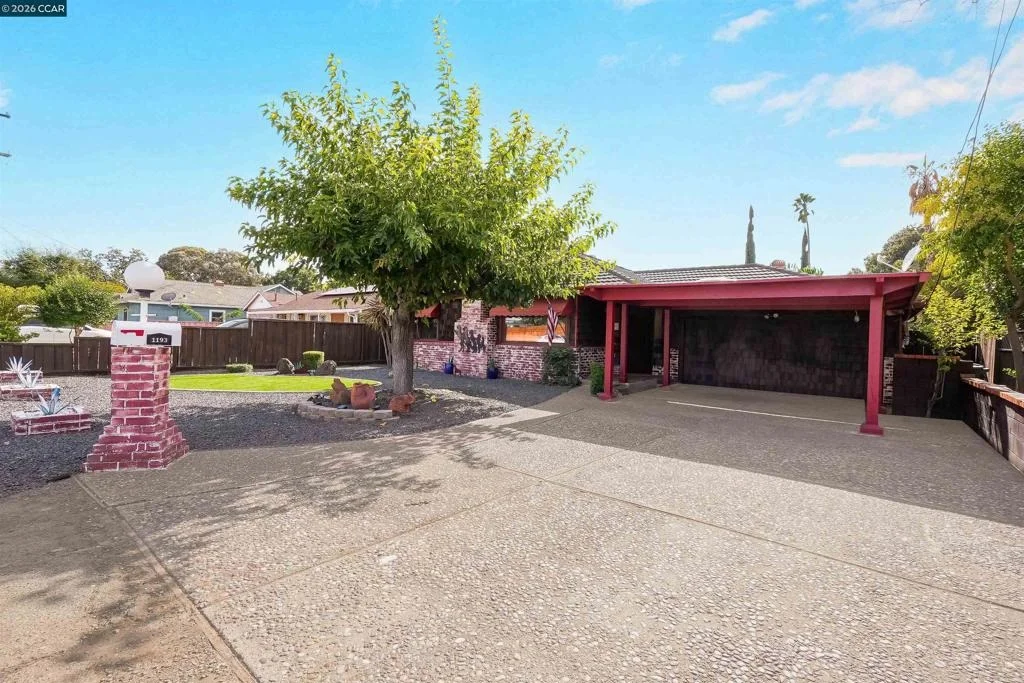 Photo of 1193 Almendra Court