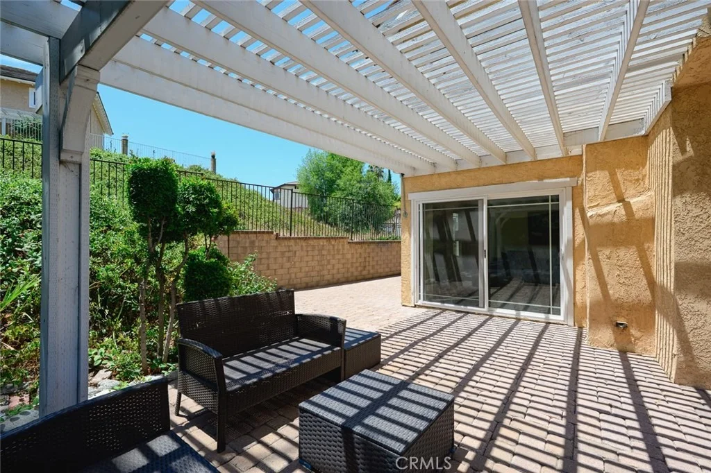 Photo of 1264 S Lemon