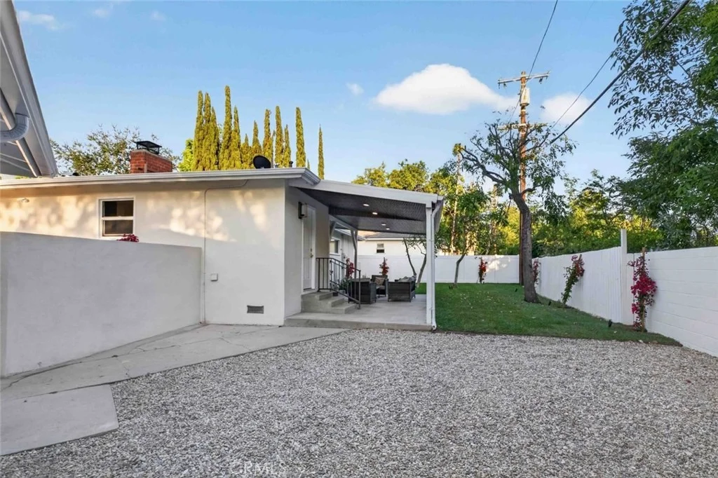 Photo of 6433 Creemore Lane