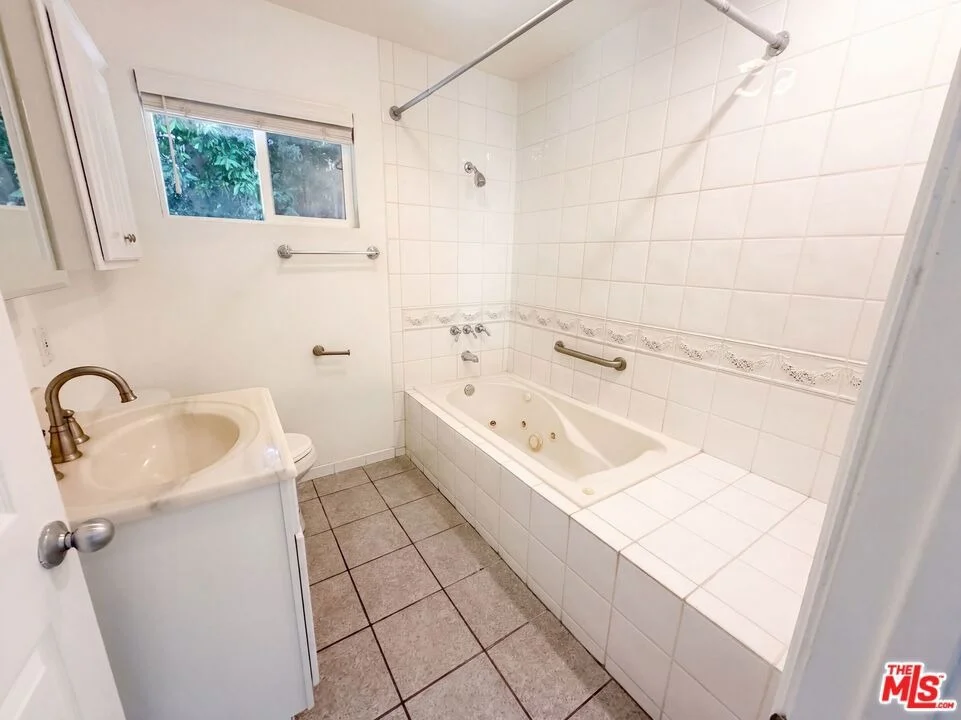 Photo of 7365 Pomelo Drive