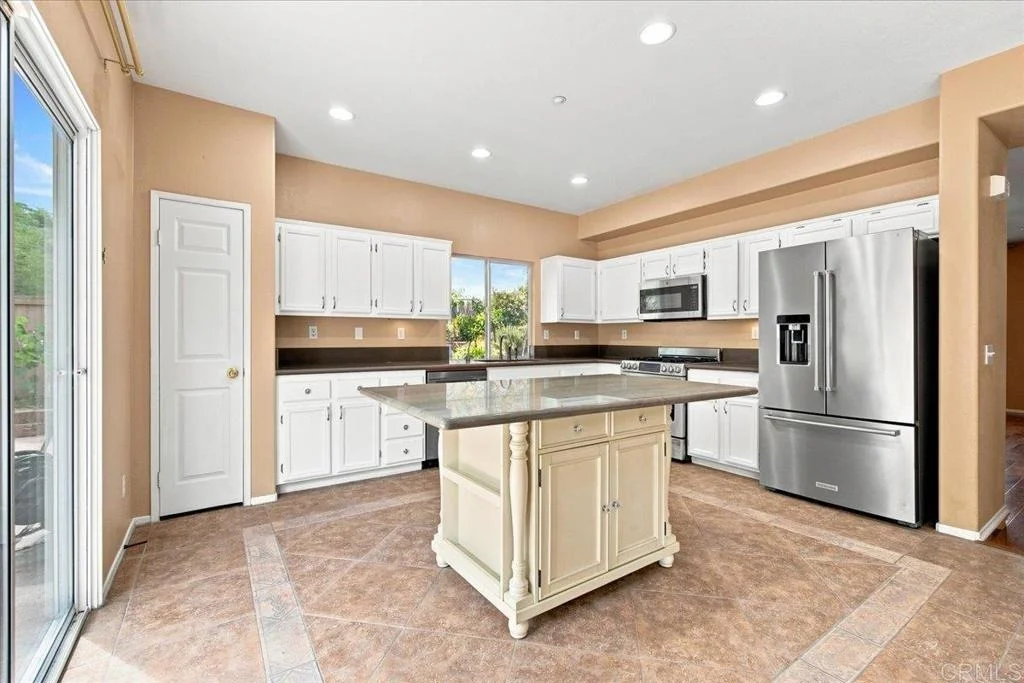 Photo of 5014 Lake Circle Road