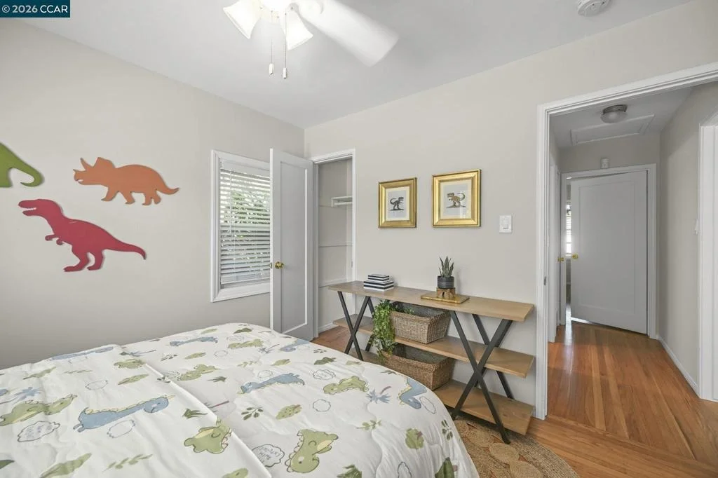 Photo of 2530 Maple Ave