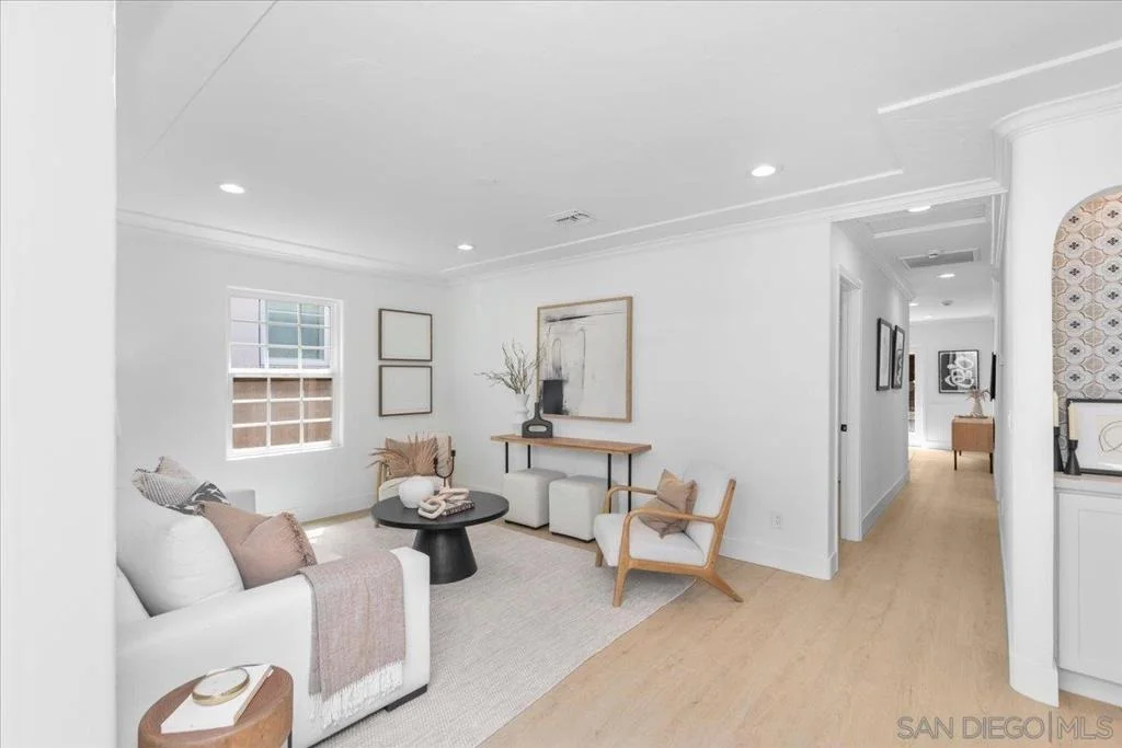 Photo of 633 Arroyo