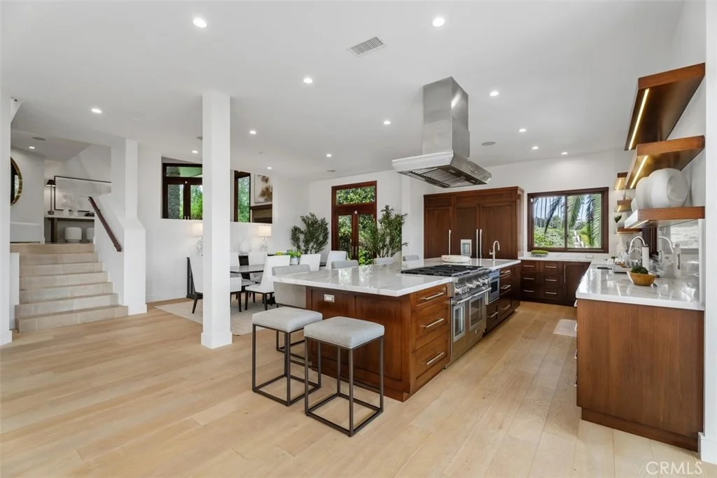 Photo of 2907 Cliff Drive