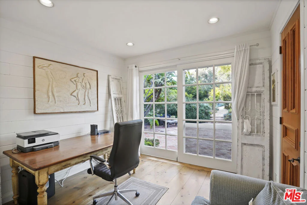 Photo of 7332 Birdview Avenue