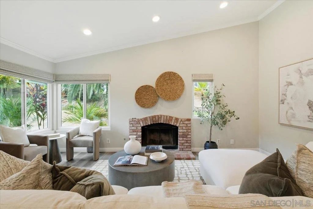 Photo of 427 Ponte Ave