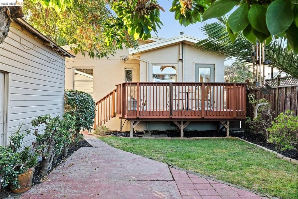 Photo of 2700 55th Ave