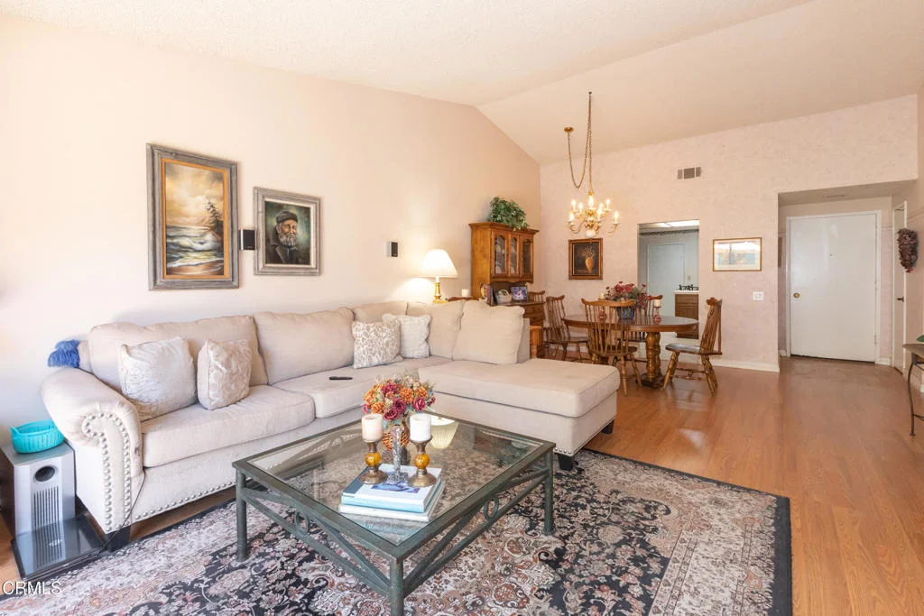 Photo of 44142 Village 44