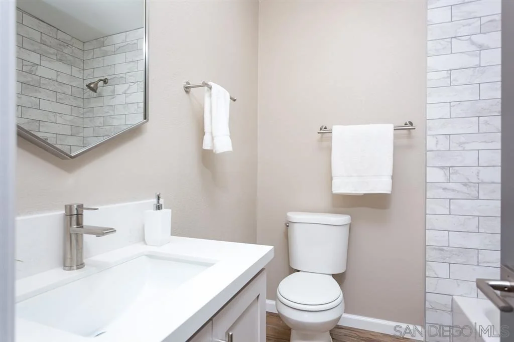 Photo of 9745 Saint George