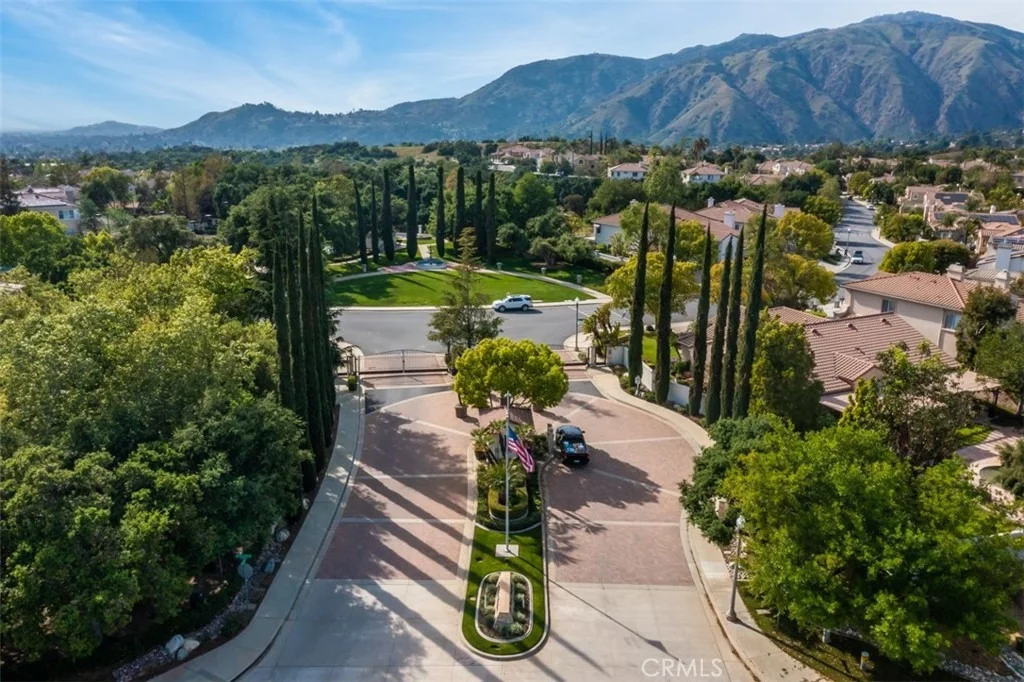 Photo of 5376 Edgewood Drive