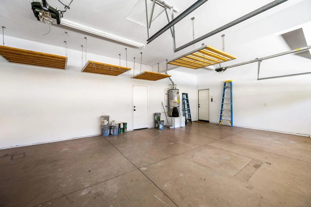 Photo of 13435 Canyon Crest Road