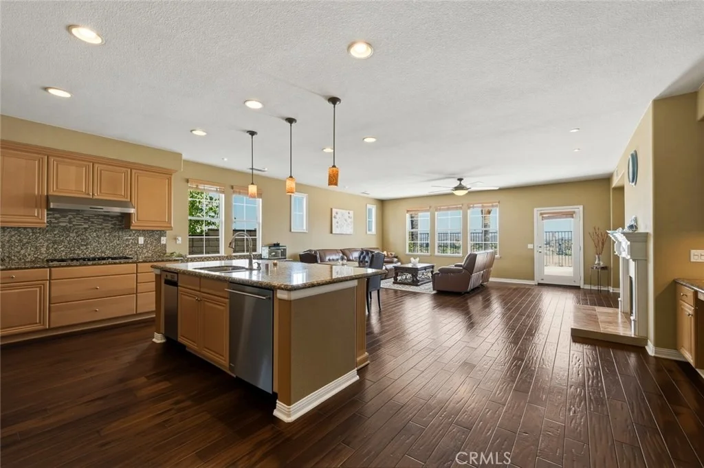 Photo of 3165 Forest View