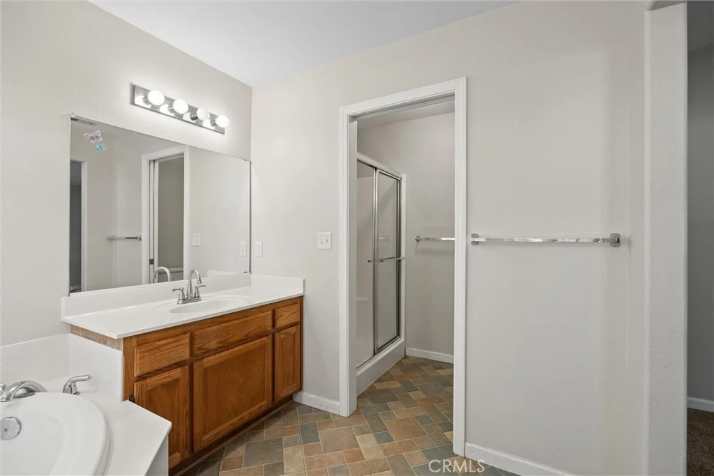 Photo of 30 Herlax