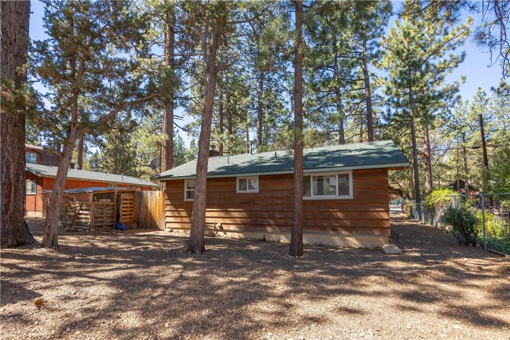 Photo of 337 Holmes Lane