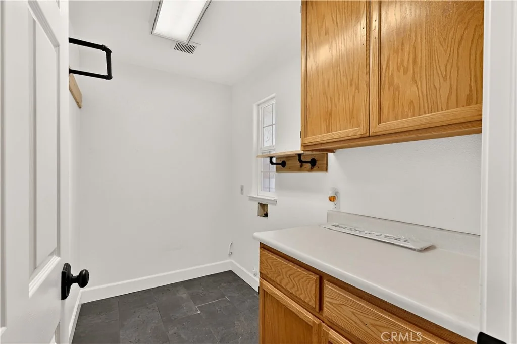 Photo of 724 Robin Drive