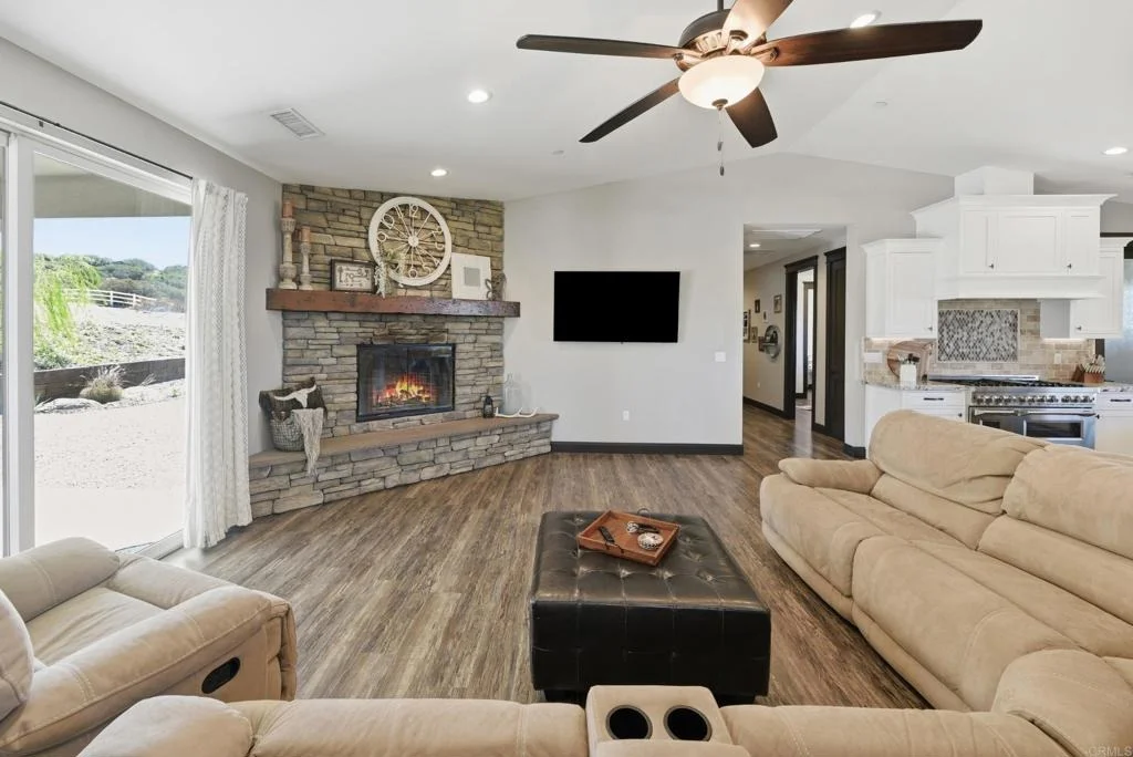Photo of 1457 Star Valley Road